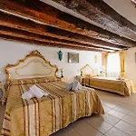 Casa Leone- Cozy And Central Accommodation In Venice